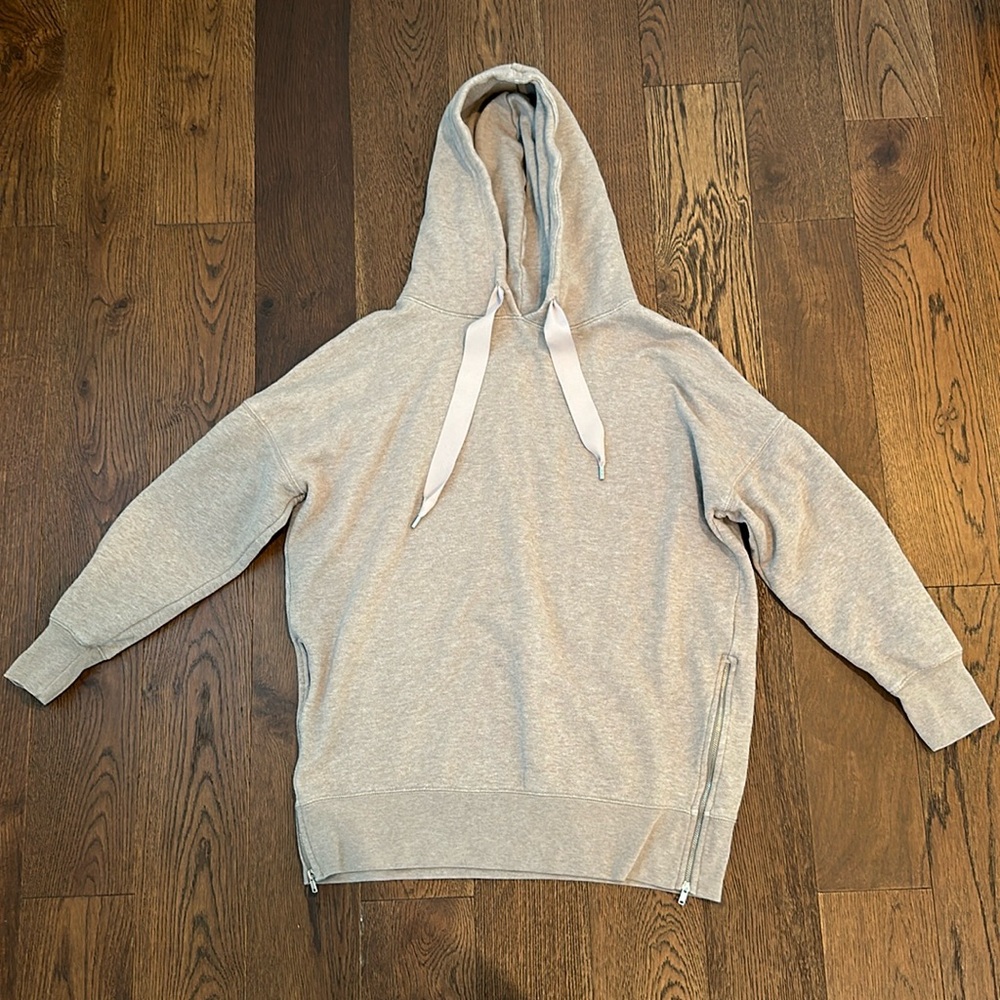 Aerie Hood with ribbon string detail and zipper detail